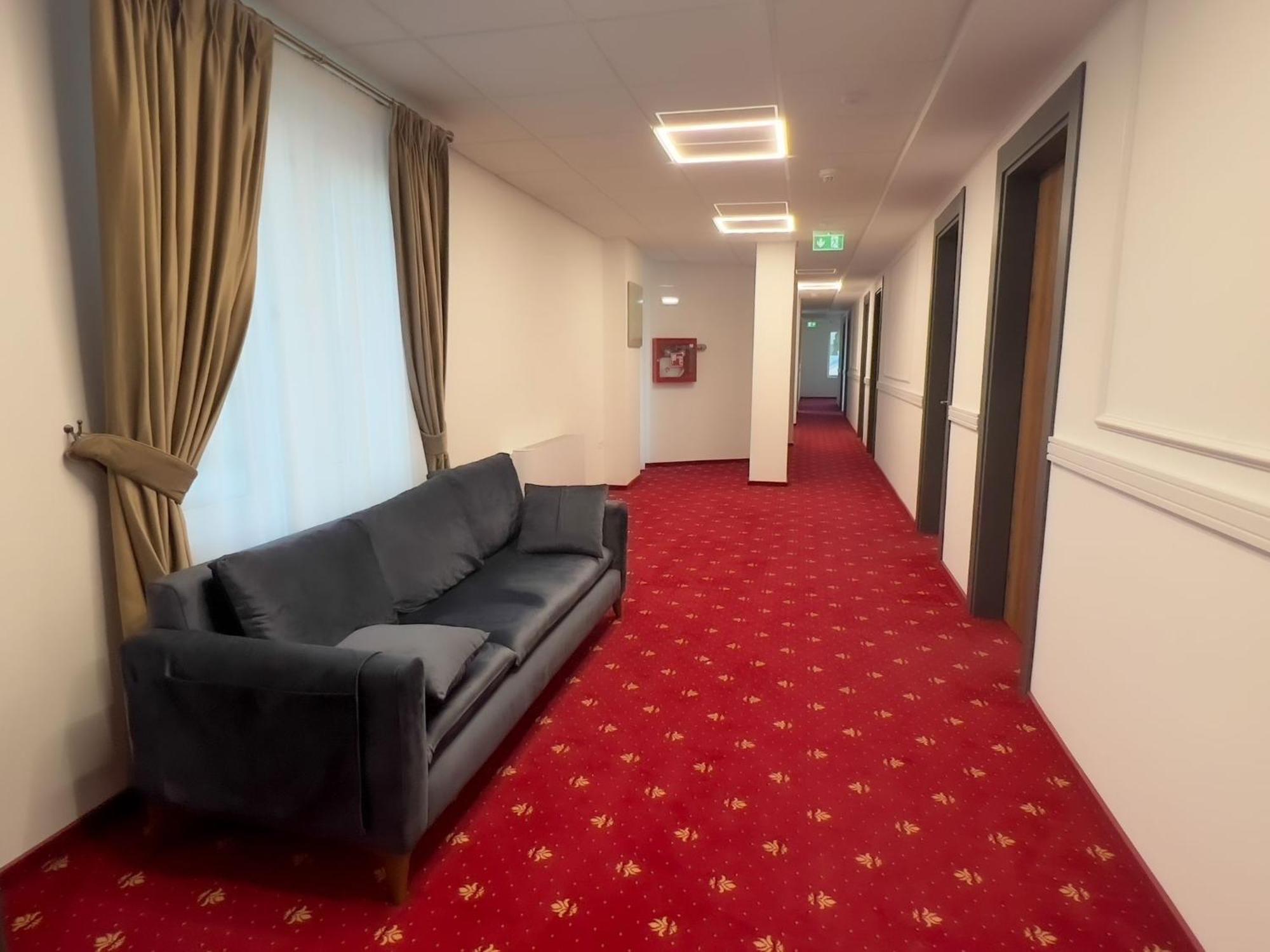 Mimi Hotel Corabia Buitenkant foto