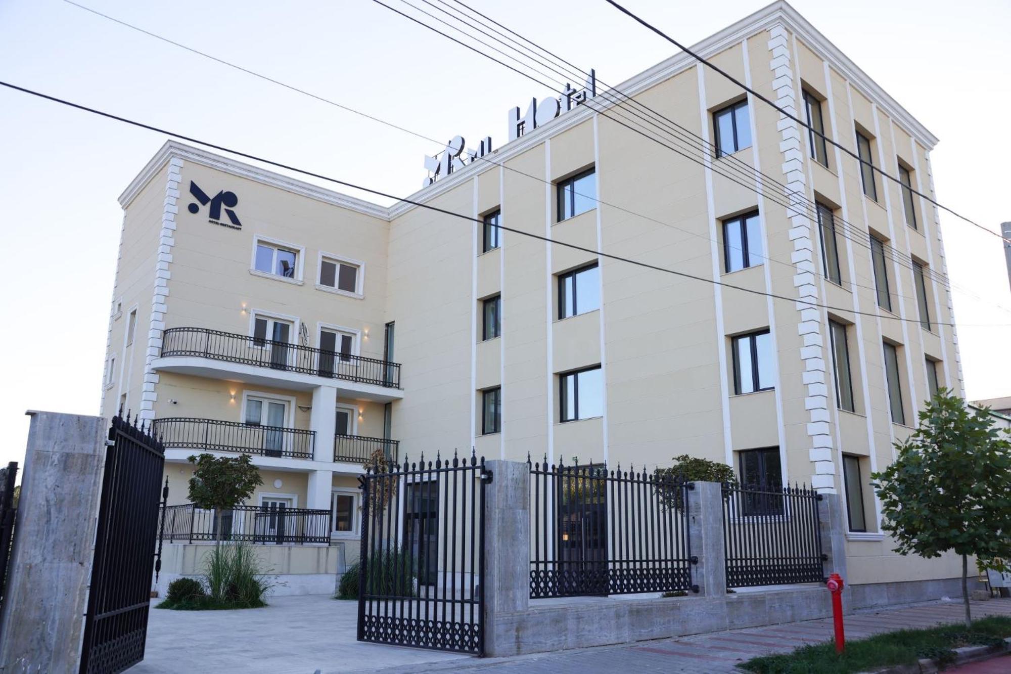 Mimi Hotel Corabia Buitenkant foto